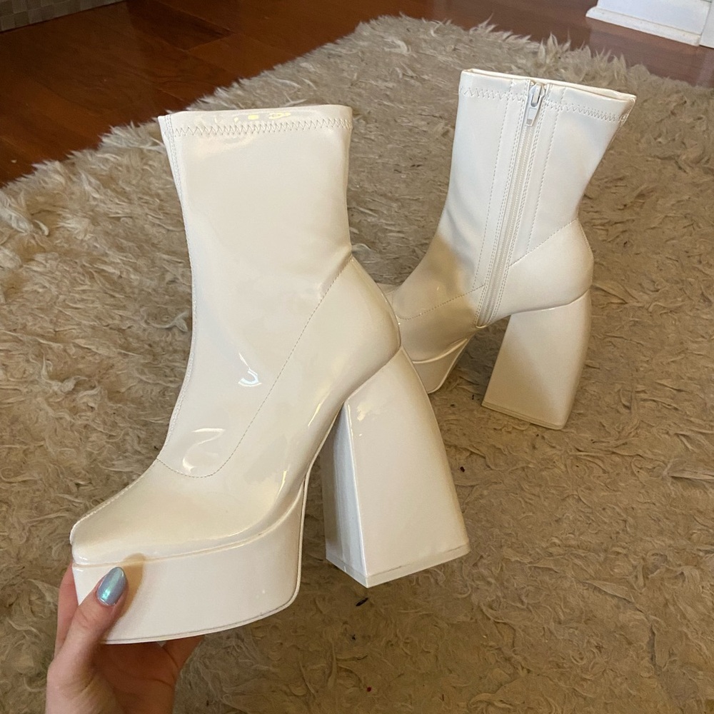 Public Desire Own Thing Wide Fit White Chunky Square Toe Platform Ankle Boots